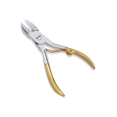 NAIL AND PEDICURE CUTTER